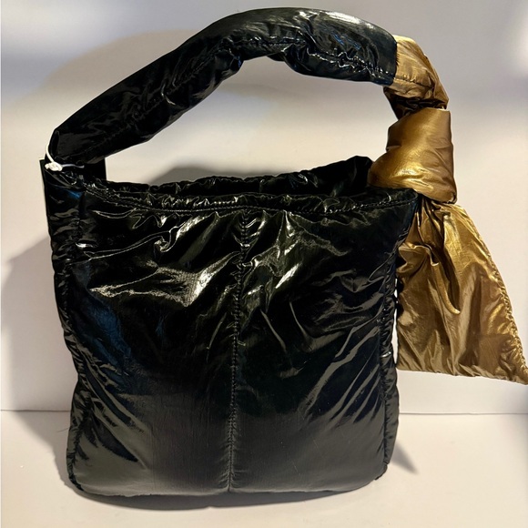 NWT Caraa Sport Fractus Quilted Puffer Tote Bag Black Gold NEW - Picture 2 of 9